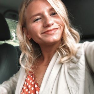 Meet your Posher, Nikki